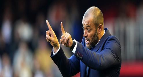 رسميا.. بورتو يتعاقد مع سانتو لخلافة بيسيرو